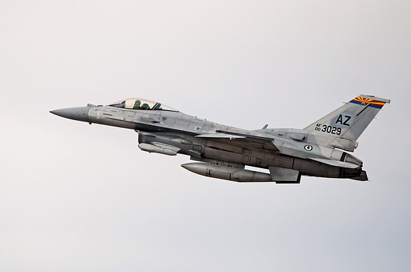 lockheed martin f-16e desert viper
