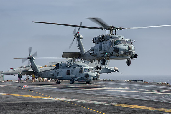 sikorsky mh-60r seahawk