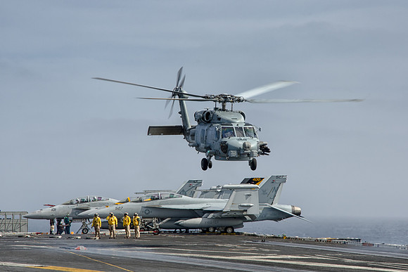 sikorsky mh-60r seahawk