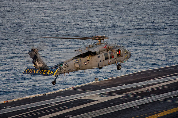 sikorsky mh-60s knighthawk