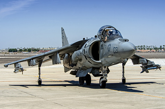 mcdonnell douglas av-8b harrier II+
