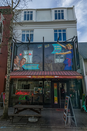 lebowski bar