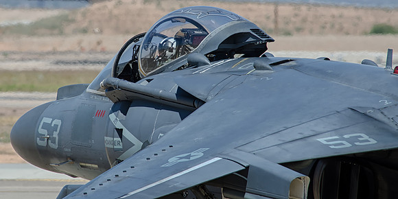 mcdonnell douglas av-8b harrier II plus