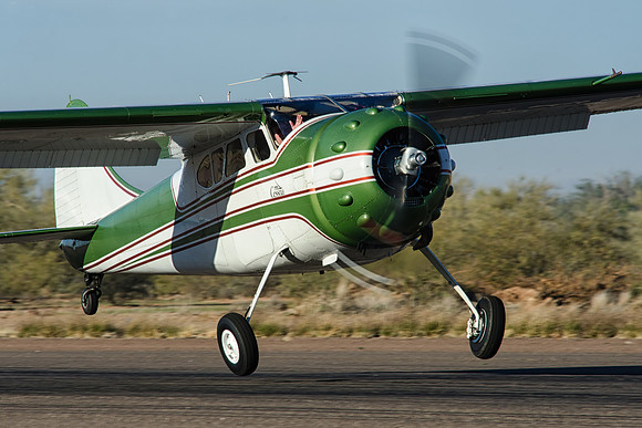 cessna 195