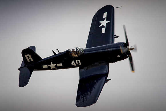 vought f4u-7 corsair