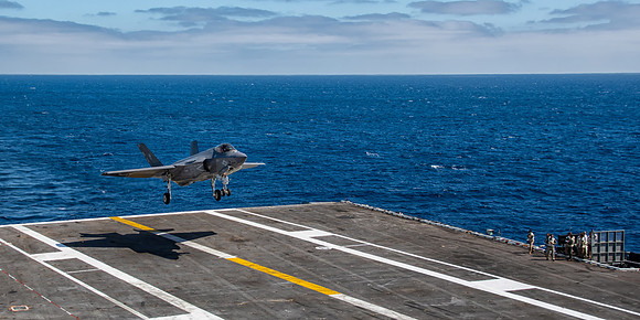 lockheed martin f-35c lightning II