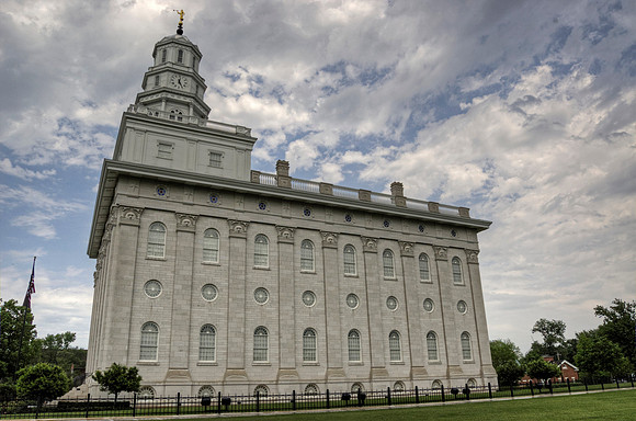 nauvoo illinois temple