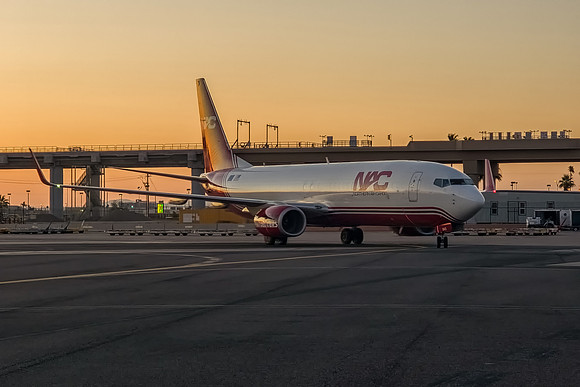 boeing 737-852(sf)(wl)