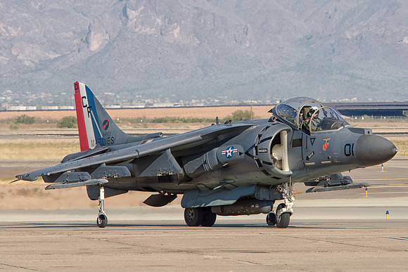 mcdonnell douglas av-8b harrier II+