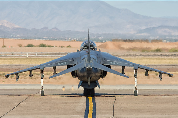 mcdonnell douglas av-8b harrier II+