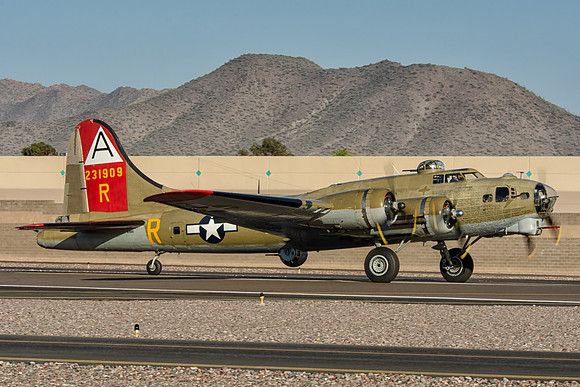 boeing b-17g flying fortress