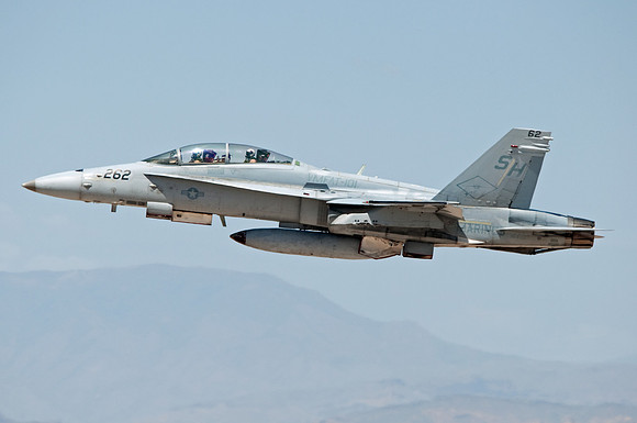 mcdonnell douglas f/a-18d hornet