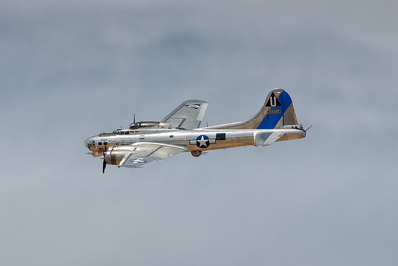 boeing b-17g flying fortress