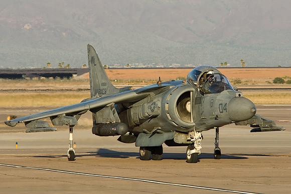 mcdonnell douglas av-8b harrier II+